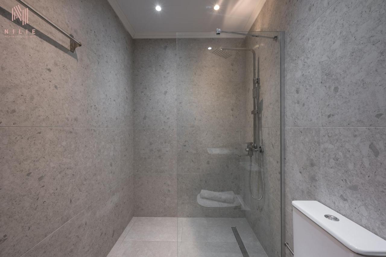 Bourn, Nilie Hospitality Mgmt Apartment Salonic Exterior foto